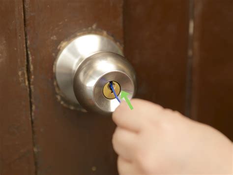 With just an eyeglass screwdriver, you can easily push the unlock button on the inside. The implementation of this method is extremely simple. All you need to do is push your screwdriver inside the hole and twist. In the absence of this tool, replace it with an unbent paper clip or a spam key. Using an eyeglass screwdriver.